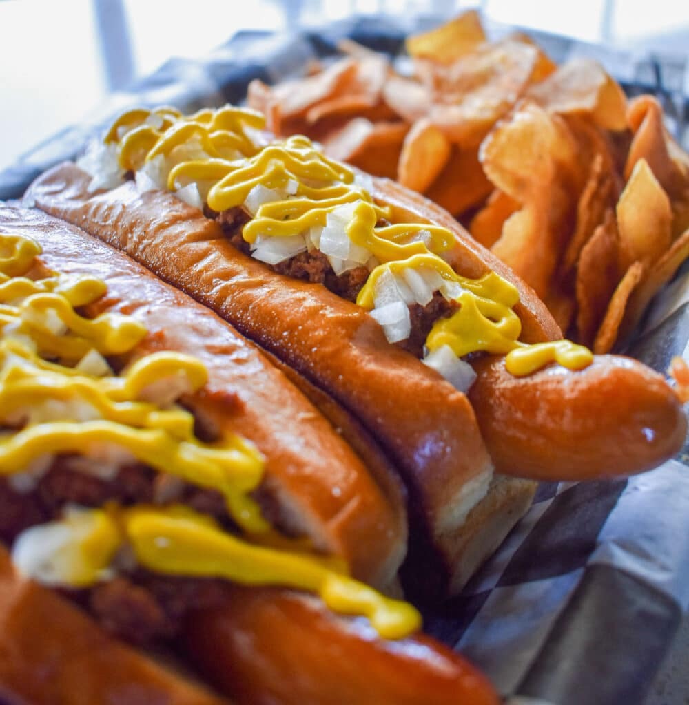 Hot dogs + chips at Drifters bar & Restaurant